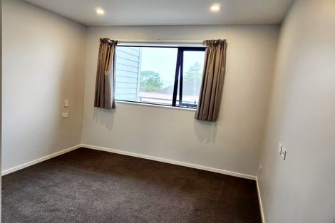 Photo of property in 2b Wendell Place, Greenlane, Auckland, 1061