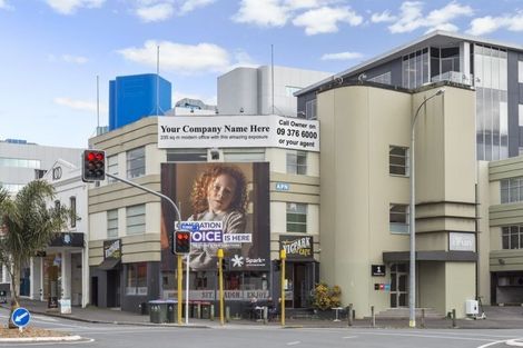 Photo of property in 1/2 College Road, Northcote, Auckland, 0627