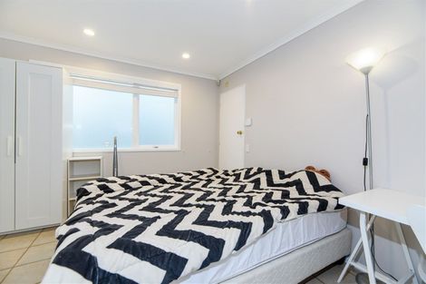 Photo of property in 23 Malters Place, Browns Bay, Auckland, 0630