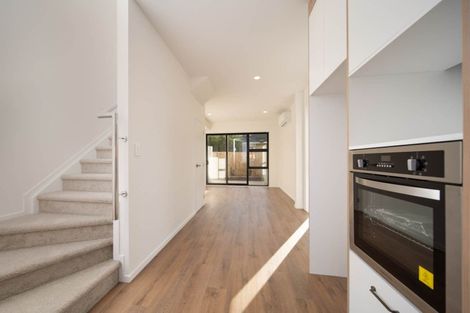 Photo of property in 5/4 Bittern Place, Henderson, Auckland, 0610