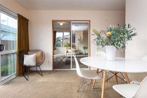 Photo of property in 1/5 Broadbent Street, Riccarton, Christchurch, 8041