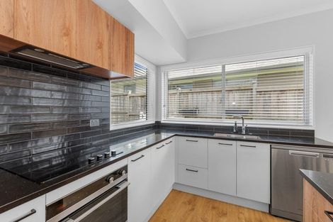 Photo of property in 31 Nellie Drive, Kumeu, 0810