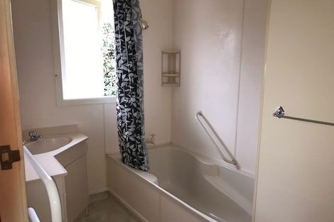 Photo of property in 14 Bear Street, Tirau, 3410