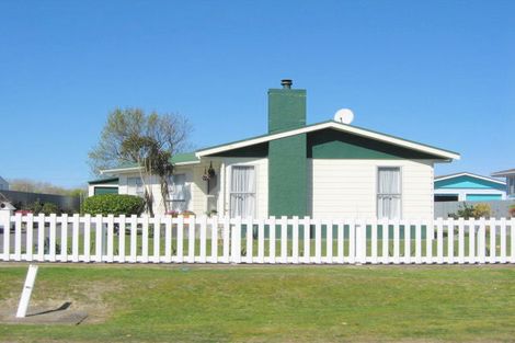 Photo of property in 13 Scott Street, Wairoa, 4108