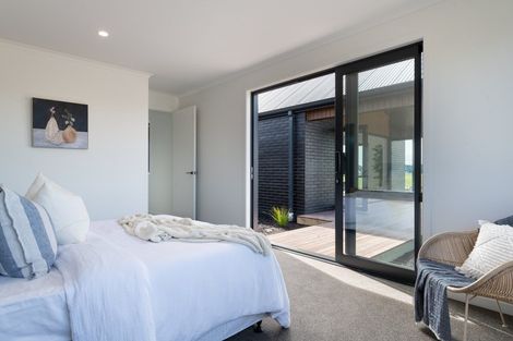 Photo of property in 16 Te Ara O Tahataharoa, Te Puna, Tauranga, 3176