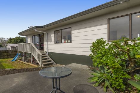 Photo of property in 6a Te Arawa Place, Welcome Bay, Tauranga, 3112