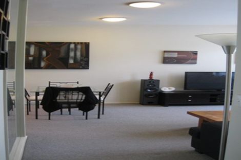 Photo of property in 7 Hanson Street, Mount Cook, Wellington, 6021