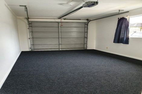 Photo of property in 10 Ballymore Drive, Pinehill, Auckland, 0632