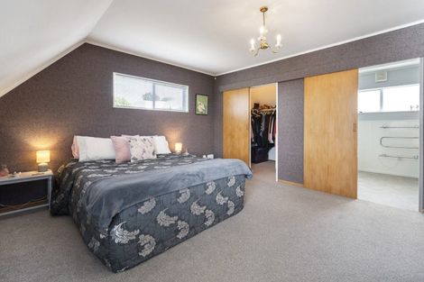 Photo of property in 18 Sandon Road, Feilding, 4702