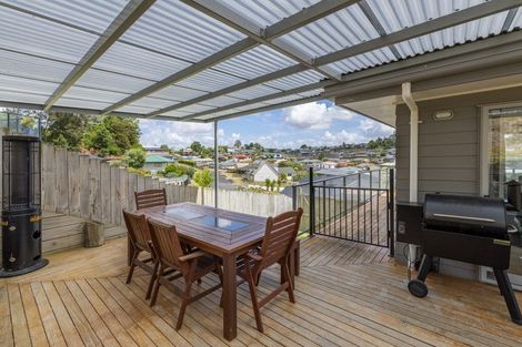 Photo of property in 15 Rimu Avenue, Huntly, 3700