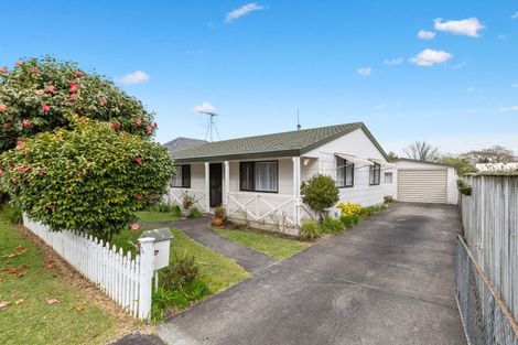 Photo of property in 1a Heath Street, St Andrews, Hamilton, 3200