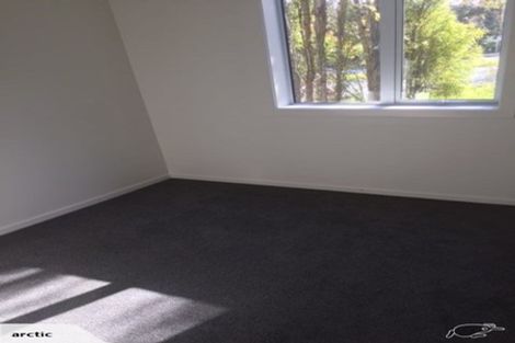 Photo of property in 5/30 John Jennings Drive, Oteha, Auckland, 0632