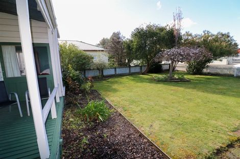 Photo of property in 10 Grant Street, Dannevirke, 4930