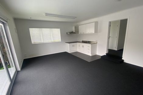 Photo of property in 65 Kiwi Esplanade, Mangere Bridge, Auckland, 2022