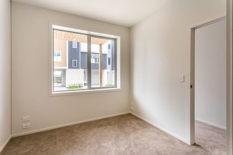 Photo of property in 8 Ceramic Lane, New Lynn, Auckland, 0600