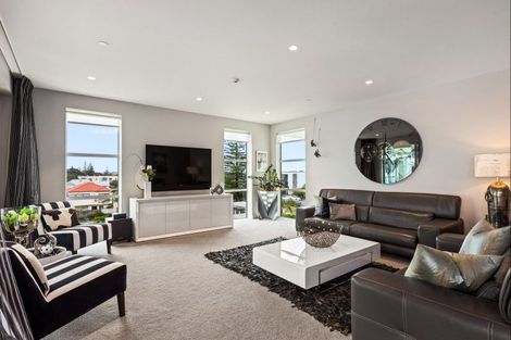 Photo of property in 12/383 Hibiscus Coast Highway, Orewa, 0931