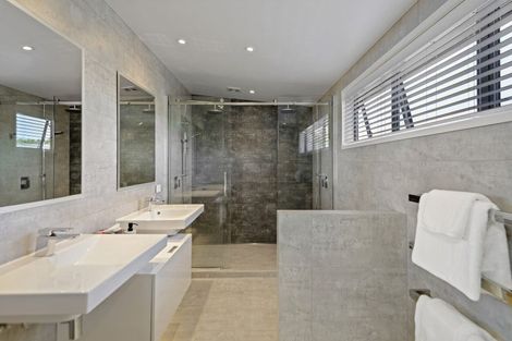 Photo of property in 10 Horseshoe Lake Road, Burwood, Christchurch, 8061