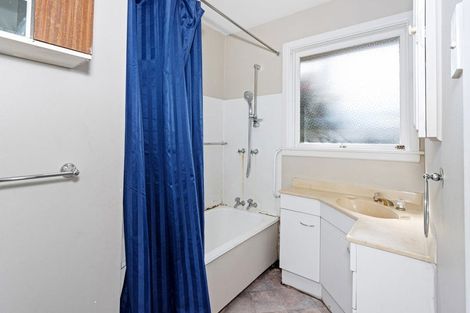 Photo of property in 1/42 North Avon Road, Richmond, Christchurch, 8013