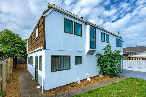 Photo of property in 2/147 Springfield Road, St Albans, Christchurch, 8014