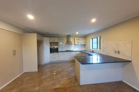 Photo of property in 813 Te Atatu Road, Te Atatu Peninsula, Auckland, 0610
