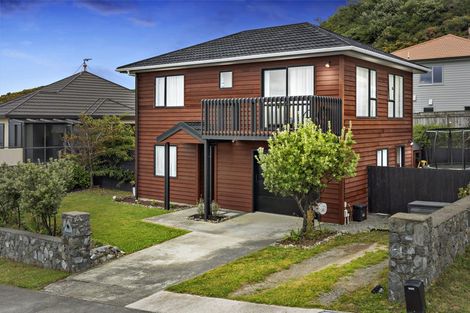 Photo of property in 22 Bowes Crescent, Strathmore Park, Wellington, 6022