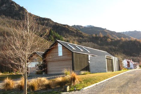 Photo of property in Butel Park, 24 Essex Avenue, Arrowtown, 9302