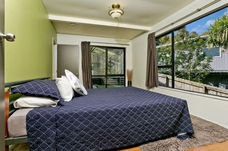 Photo of property in 1/86 Braemar Road, Castor Bay, Auckland, 0620