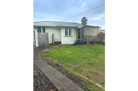 Photo of property in 1/15 Scott Road, Papakura, 2110