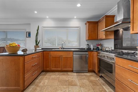 Photo of property in 28 Barry Avenue, Whakatane, 3120