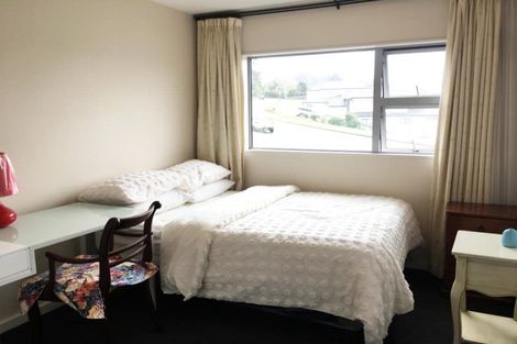Photo of property in 77 Fairview Avenue, Fairview Heights, Auckland, 0632