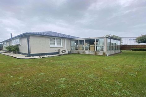 Photo of property in 2 Grosvenor Street, Redwood, Christchurch, 8051