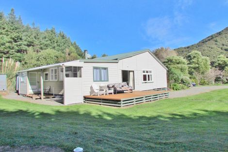 Photo of property in 27 Mclaughlin Drive, Tinui, Masterton, 5889