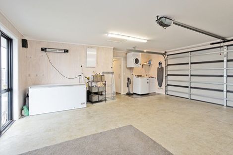 Photo of property in 12 Pegasus Place, Seaward Bush, Invercargill, 9812