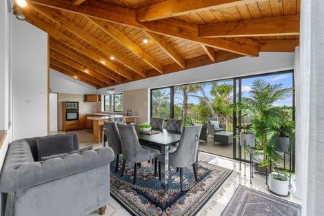 Photo of property in 14 Peters Lane, Taupaki, Henderson, 0782