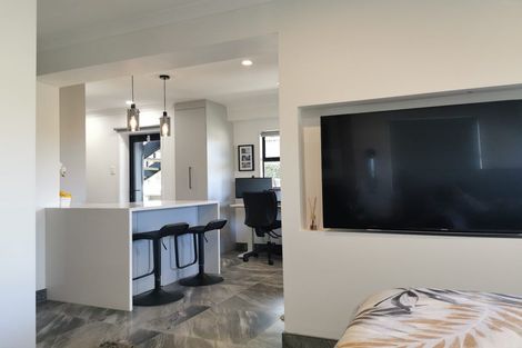 Photo of property in 1/43 Salisbury Road, Birkdale, Auckland, 0626