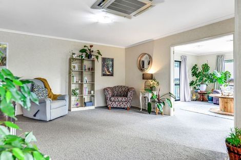 Photo of property in 24 Palm Grove Drive, Western Heights, Hamilton, 3200