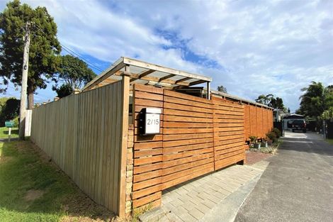 Photo of property in 2/15 Ward Crescent, Te Atatu Peninsula, Auckland, 0610