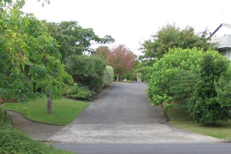 Photo of property in 11 Deanna Drive, West Harbour, Auckland, 0618
