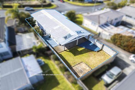 Photo of property in 3 Spargo Road, Massey, Auckland, 0614