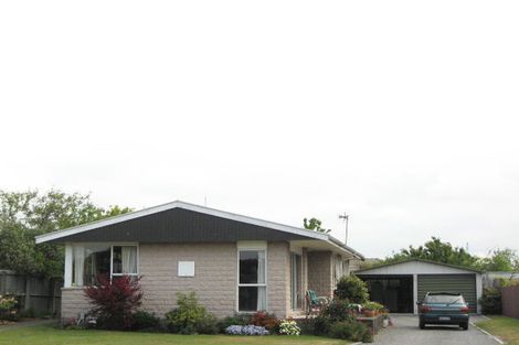 Photo of property in 1 Rosanna Place, Aranui, Christchurch, 8061