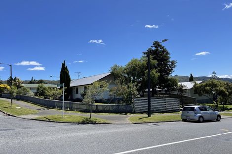 Photo of property in 23 Greenwich Grove, Stokes Valley, Lower Hutt, 5019