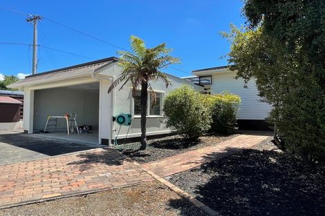Photo of property in 202 Royal Road, Massey, Auckland, 0614