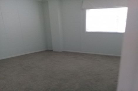 Photo of property in 3/4 Coronation Road, Glenfield, Auckland, 0627