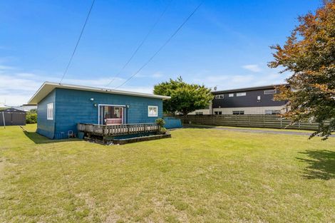 Photo of property in 905 Port Road, Whangamata, 3620