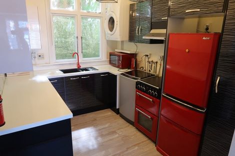 Photo of property in 21af1 Talavera Terrace, Kelburn, Wellington, 6012