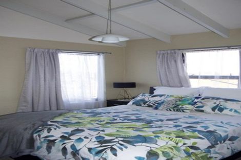 Photo of property in 2 Ebert Place, Rangiora, 7400