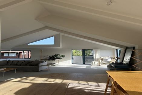 Photo of property in 2/12 Aotearoa Terrace, Murrays Bay, Auckland, 0630