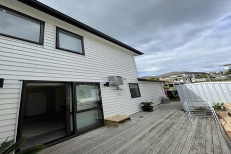 Photo of property in 9 Para Close, Fairview Heights, Auckland, 0632