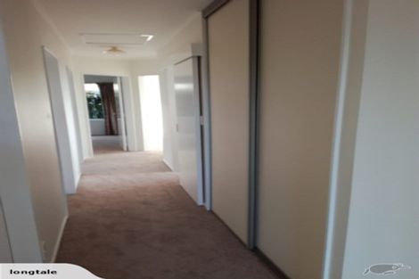 Photo of property in 6 Ashton Fitchett Drive, Brooklyn, Wellington, 6021