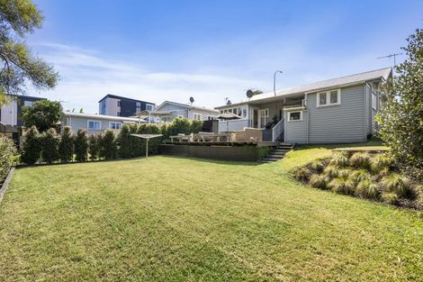 Photo of property in 1018 Great North Road, Point Chevalier, Auckland, 1022